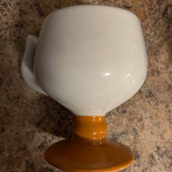 Vintage 1965 CARIBE Puerto Rican China Pedestal Mug Orange/White Restaurant Ware - Picture 2 of 7